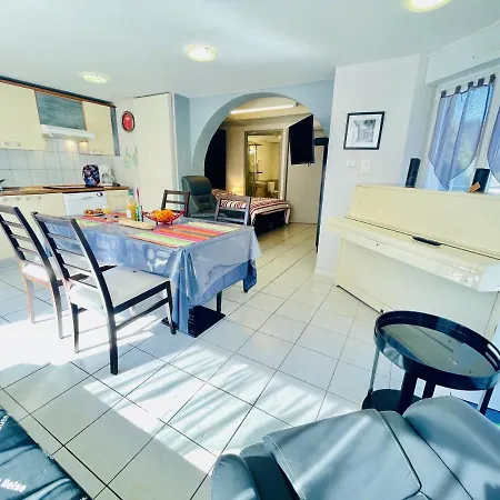 Residence Louis Le Lavoir Bains-les-Bains Buitenkant foto